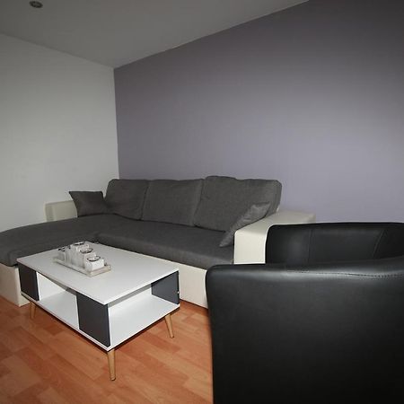 La Fere Du Siecle Apartment ภายนอก รูปภาพ