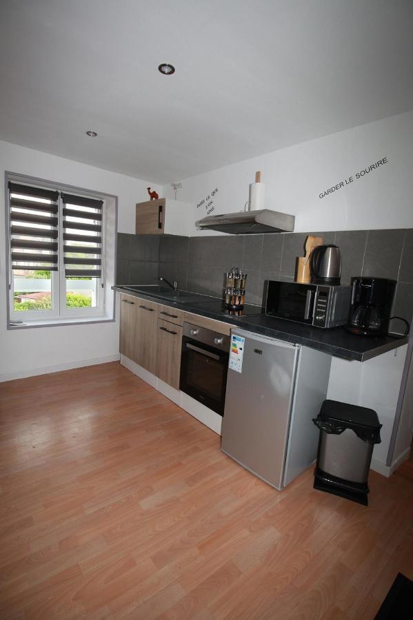 La Fere Du Siecle Apartment ภายนอก รูปภาพ